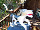 Link to Beagle dog sculpture